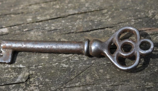 The anthropologist and the key
